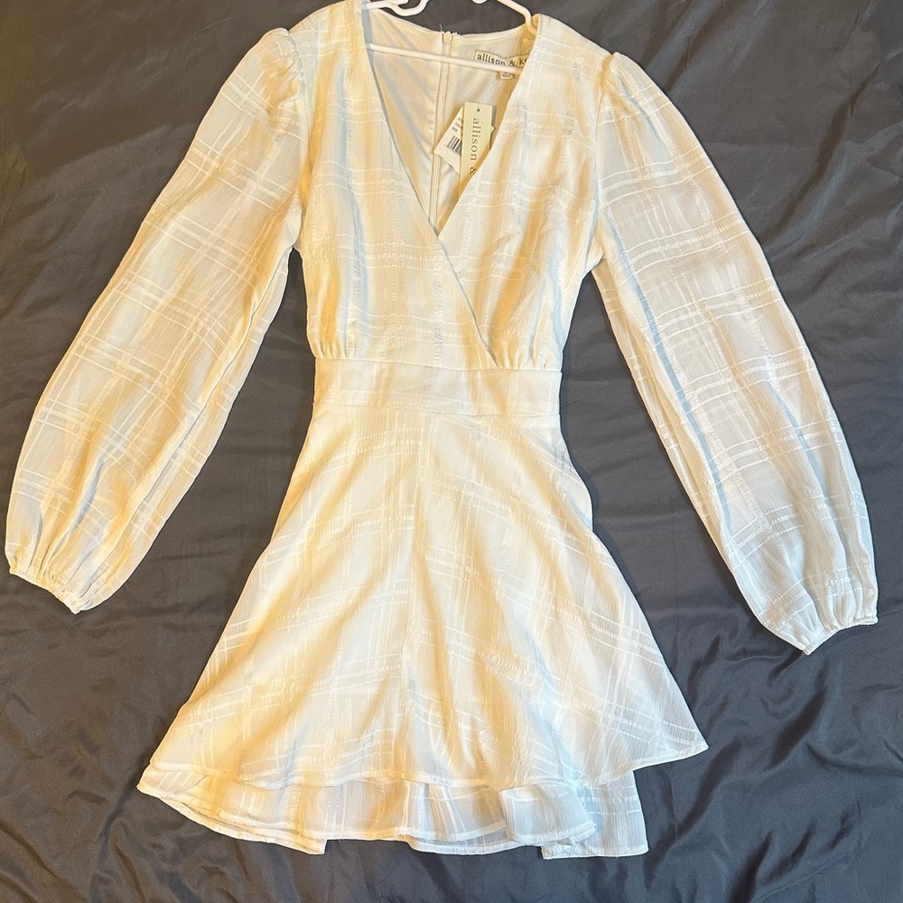 NWT White Allison & Kelly Cottage Core Dress